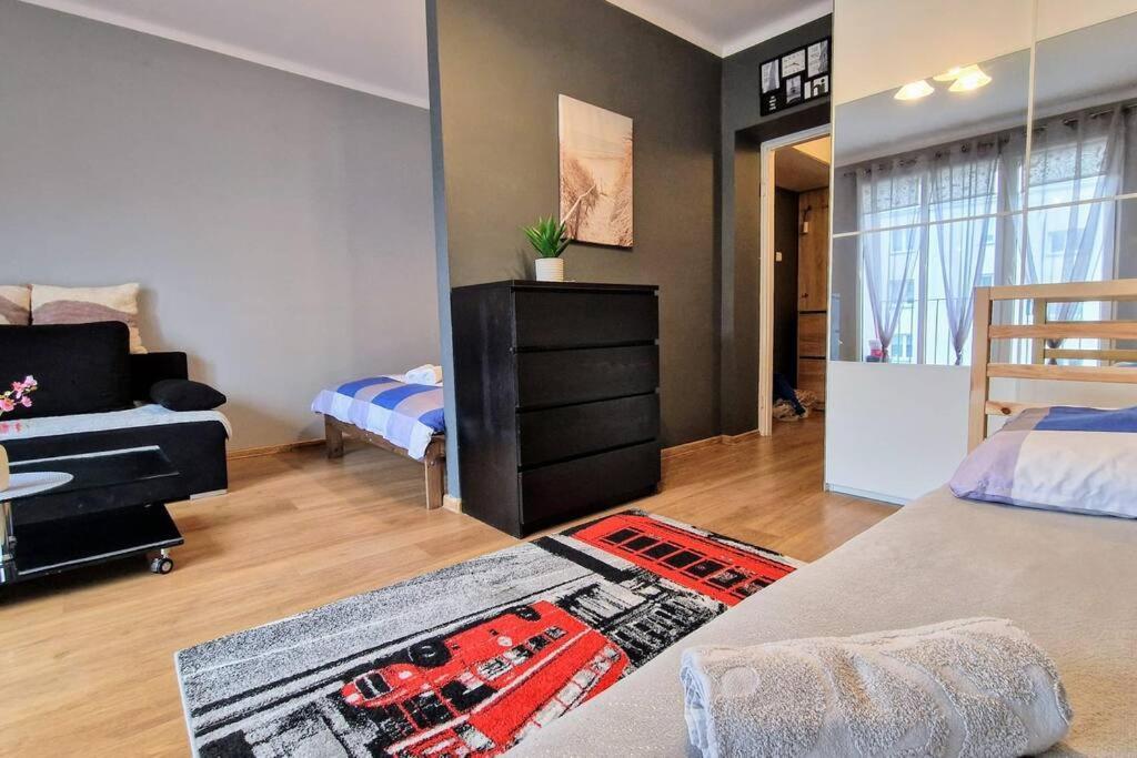 Cosyacommodationmanufaktura&orientarium&atlasarena Apartment